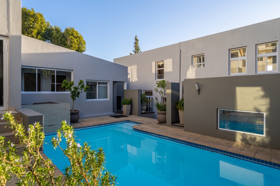 7 Bedroom Property for Sale in Camps Bay Western Cape